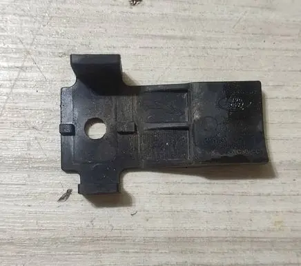 Jaguar F-Pace Radiator mount bracket GX73601C38CC