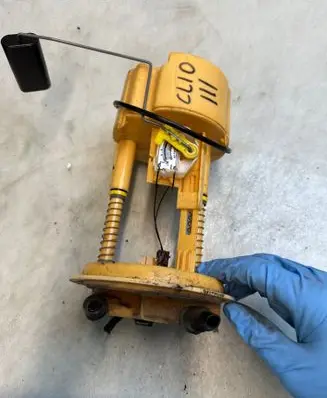 Renault Clio III In-tank fuel pump 8200263039 09741859900 A18005A