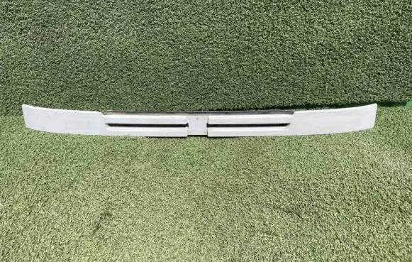 Peugeot Boxer Front grill 1304863080