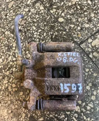 Nissan X-Trail T31 Rear brake caliper
