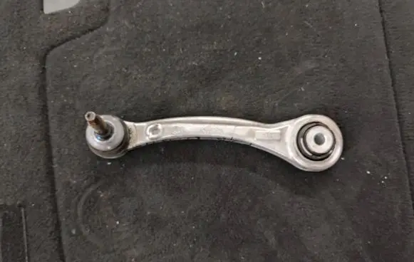 BMW X6 F16 Rear control arm 679504