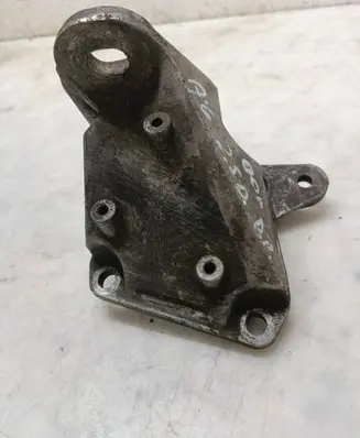 Audi A6 S6 C5 4B Gearbox mounting bracket 8D0399114AH 8D0399114AB