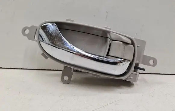 Nissan Leaf I (ZE0) Front door interior handle