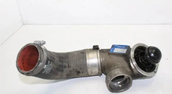 Volvo S60 Intercooler hose/pipe 31431981 31657743