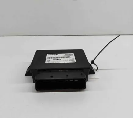 Nissan Qashqai Rear brake EMF control unit/module 360324BA0A A2C92013800