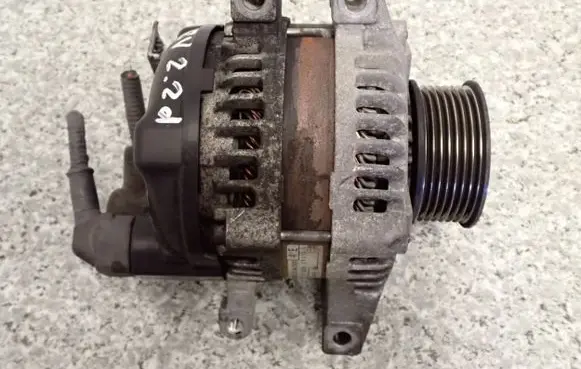 Honda FR-V Generator/alternator 104210-3911