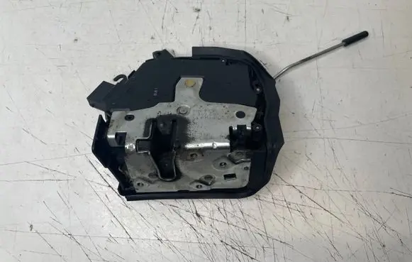BMW X5 E53 Rear door lock 8402602 0H0235