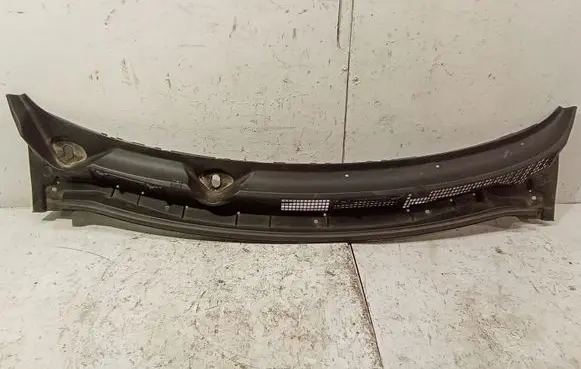 Nissan Qashqai+2 Wiper trim 66862JD000