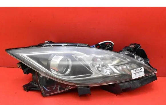 Mazda 6 Headlight/headlamp GS7T51030