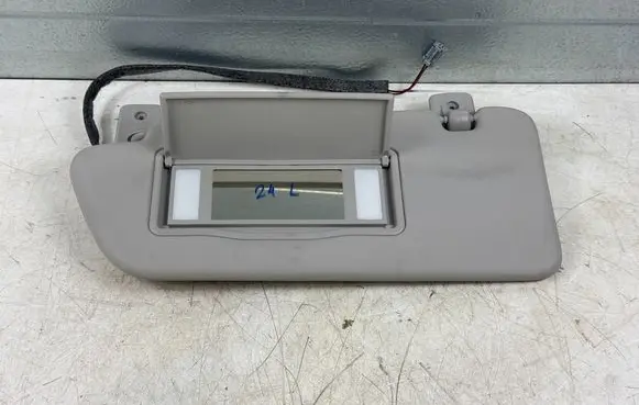 Peugeot 3008 I Sun visor