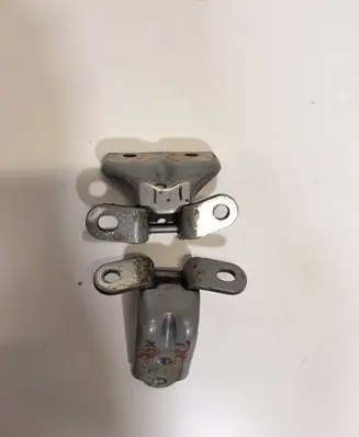 Hyundai Tucson TL Rear door lower hinge