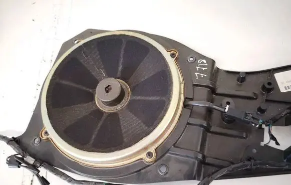 Cadillac CTS Subwoofer speaker 1ga0067327 25750089
