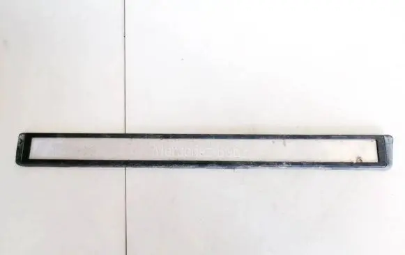 Mercedes-Benz E W211 Front sill trim cover a2116801335