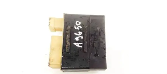 Peugeot 3008 I Glow plug pre-heat relay 9662570880 012010953