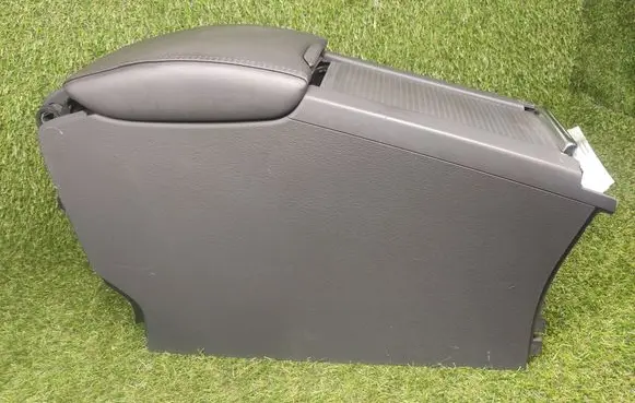 Volvo S60 Armrest 30755732 30791467