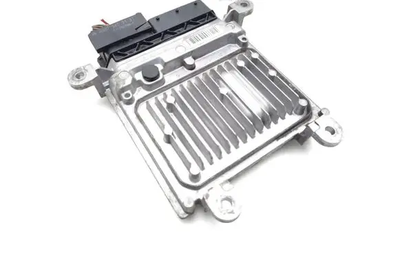 Mercedes-Benz E W212 Engine control unit/module A6519009002 28432297 A6519010502