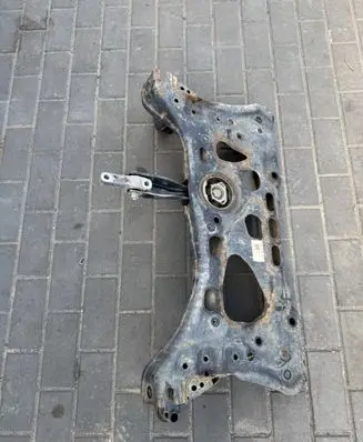 Volkswagen Golf Sportsvan Front subframe 5Q0199315R