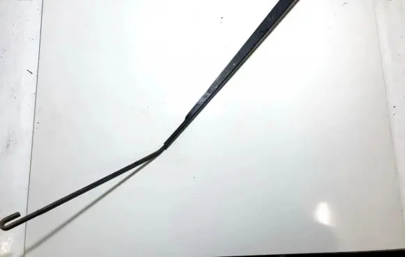 Toyota Avensis Verso Front wiper blade arm