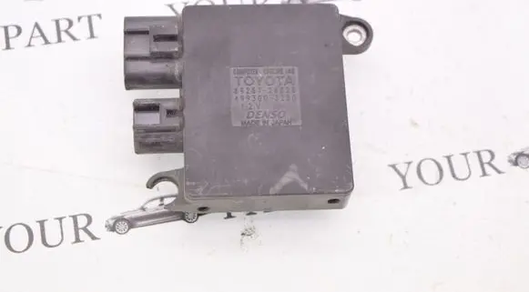 Lexus RX 300 Coolant fan relay 8925726020