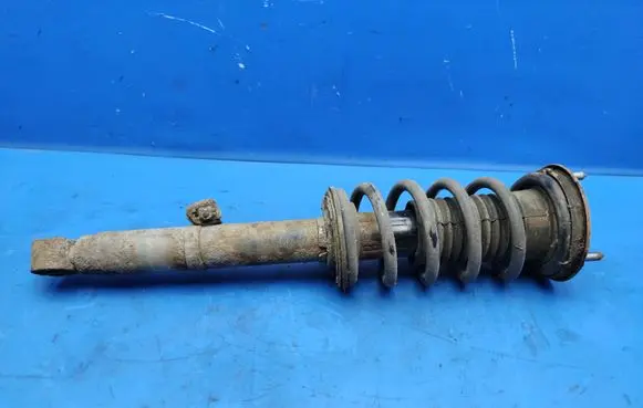 Lexus IS 220D-250-350 Front shock absorber with coil spring 4851053160