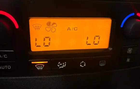 Citroen C4 I Climate control unit 216751452 9658084577 NS0532026E