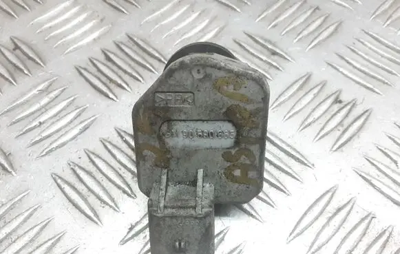 Opel Astra G Headlight level adjustment motor 90590665