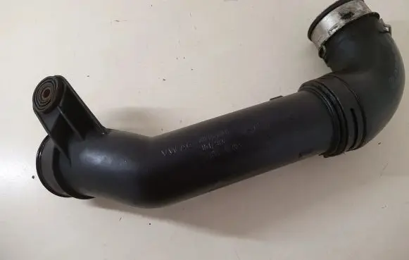 Volkswagen Caddy Intercooler hose/pipe 3C0145770B