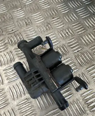BMW 5 F10 F11 Coolant heater control valve 9119164
