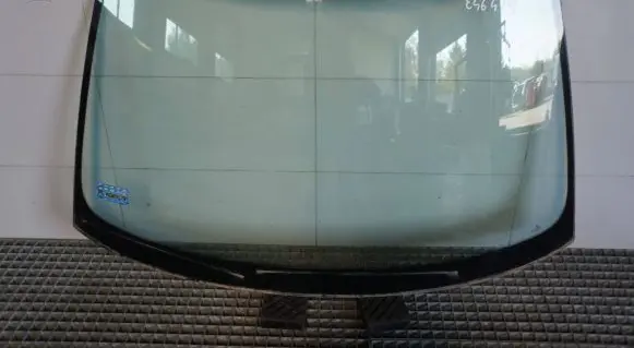 BMW 3 E46 Front windscreen/windshield window 