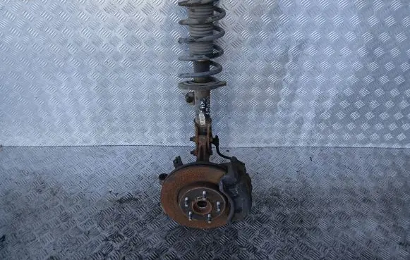 Chevrolet Captiva Front wheel hub spindle knuckle