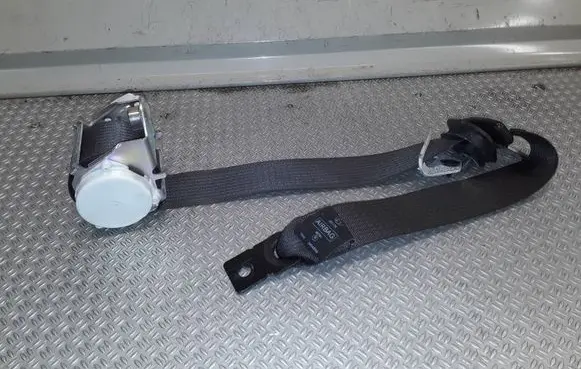 Opel Meriva B Front seatbelt 13305706