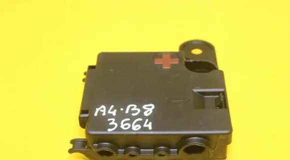 Audi A4 S4 B8 8K Current control relay 8K0937517A