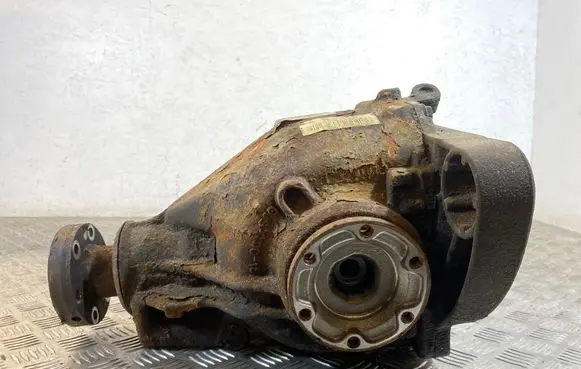 BMW 5 E39 Rear differential 7504996 90020125080008