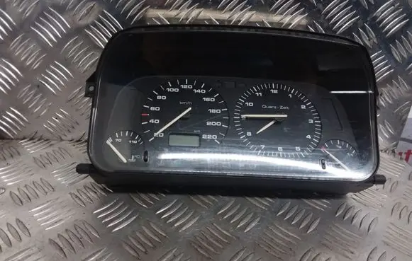 Volkswagen Golf III Speedometer (instrument cluster) 1H6919033B 5411004600