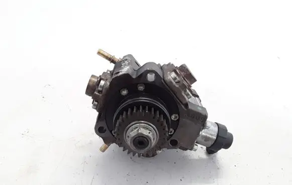 Renault Koleos I Fuel injection high pressure pump