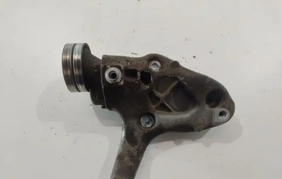 Volkswagen Golf VI A/C compressor mount bracket 1K0260885B