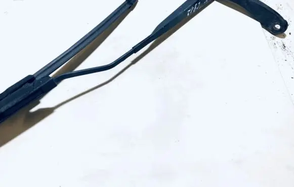 Renault Megane II Front wiper blade arm 8200417218