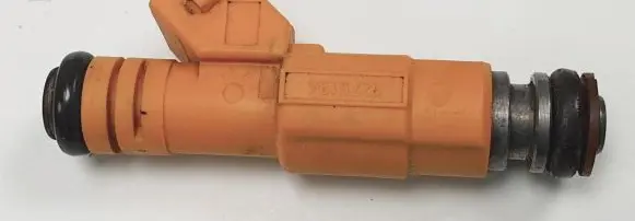 Volvo S70 V70 V70 XC Fuel injector 1275194