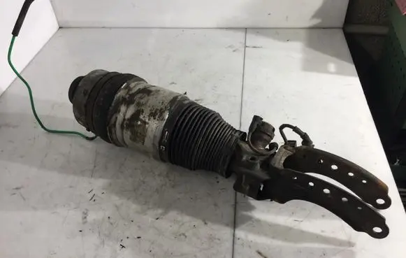 Volkswagen Touareg I Air suspension front shock absorber 7L6412022T