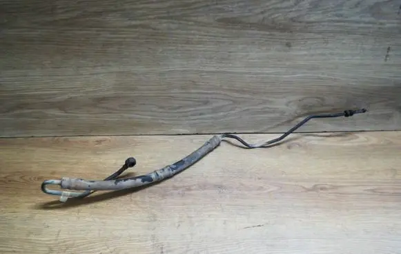 Volkswagen Polo IV 9N3 Power steering hose/pipe/line 55719974