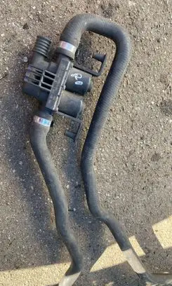 BMW X5 F15 Coolant heater control valve 6910544