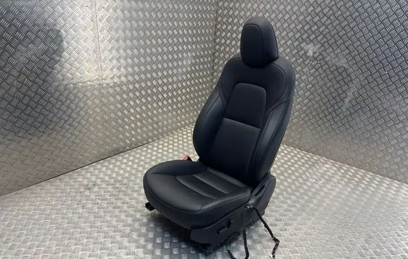 Tesla Model Y Front driver seat 148906002F HBT230361B0302
