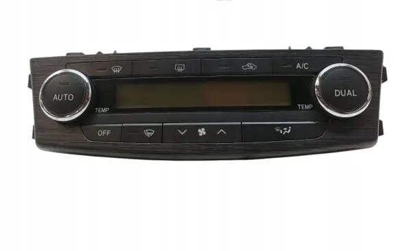 Toyota Avensis T270 Climate control unit