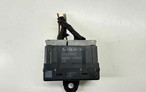 Volvo S60 Seat heating relay 31268907 30710791 30762217