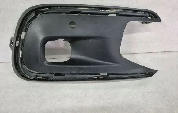 Citroen C4 II Picasso Front bumper lower grill AA37703404