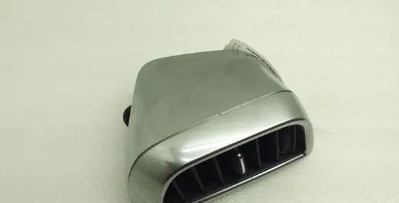 Porsche Cayenne (92A) Rear air vent grill 7P5819204B