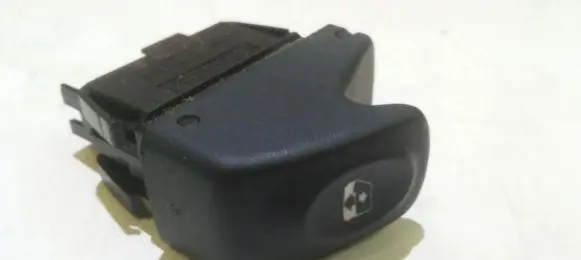 Renault Scenic I Electric window control switch 838100g