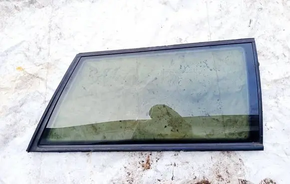 Volkswagen PASSAT B5 Rear side window as2