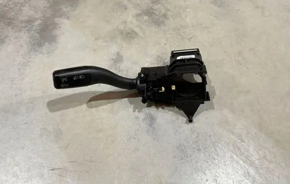 Audi A6 S6 C6 4F Indicator stalk 4E0953513E 15030709 K0301104601