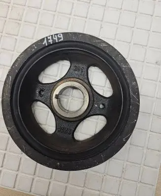 Toyota Avensis T270 Crankshaft pulley